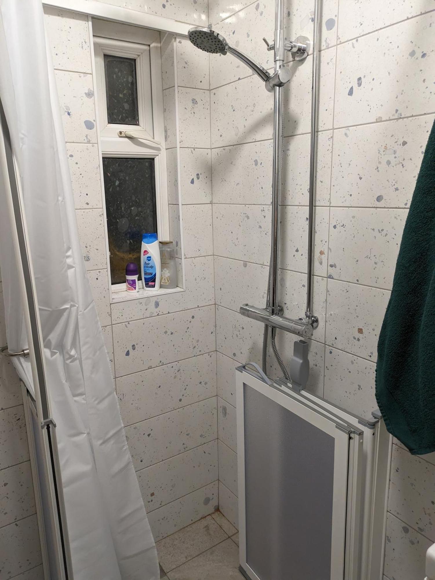 Maire Toireasa - Cosy Refurbished Property In The Gaeltacht Quarter Белфаст Екстер'єр фото